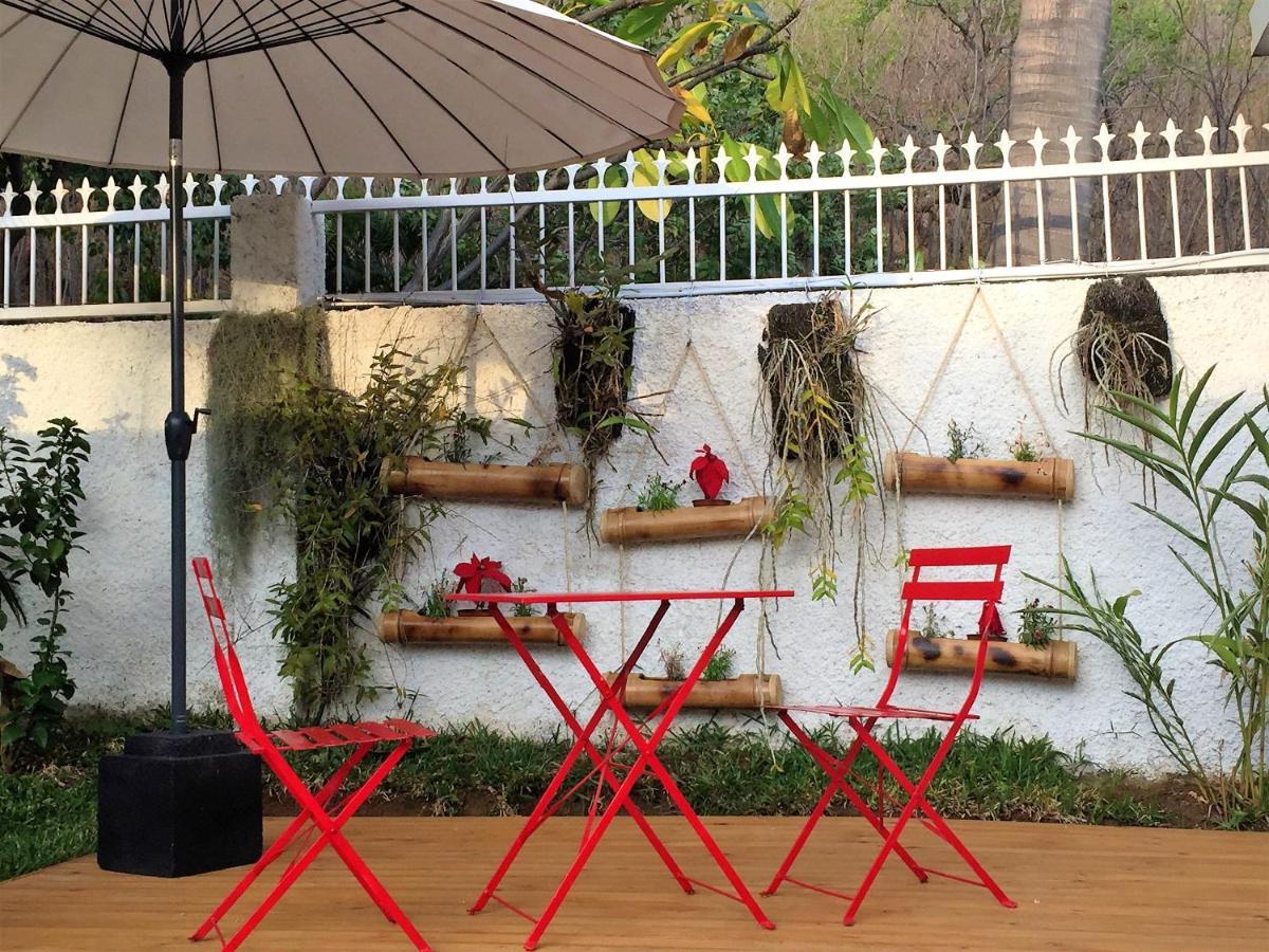 Studio Charmant Au Coeur De Boucan Canot 30 M² Avec Jardin Prive Saint-Paul Zewnętrze zdjęcie