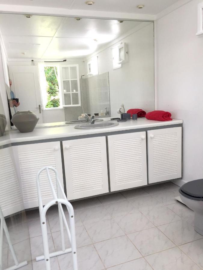 Studio Charmant Au Coeur De Boucan Canot 30 M² Avec Jardin Prive Saint-Paul Zewnętrze zdjęcie